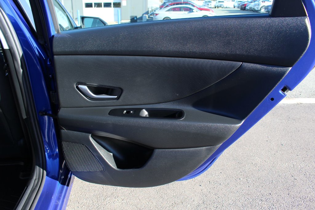 2023 Hyundai Elantra Preferred | HtdSeats | Cam | Warranty to 2028 in Saint John, New Brunswick - 50 - w1024h768px