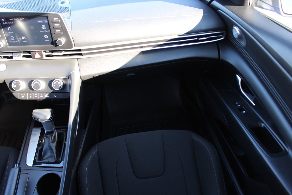 2023 Hyundai Elantra Preferred | HtdSeats | Cam | Warranty to 2028 in Saint John, New Brunswick - 44 - w1024h768px