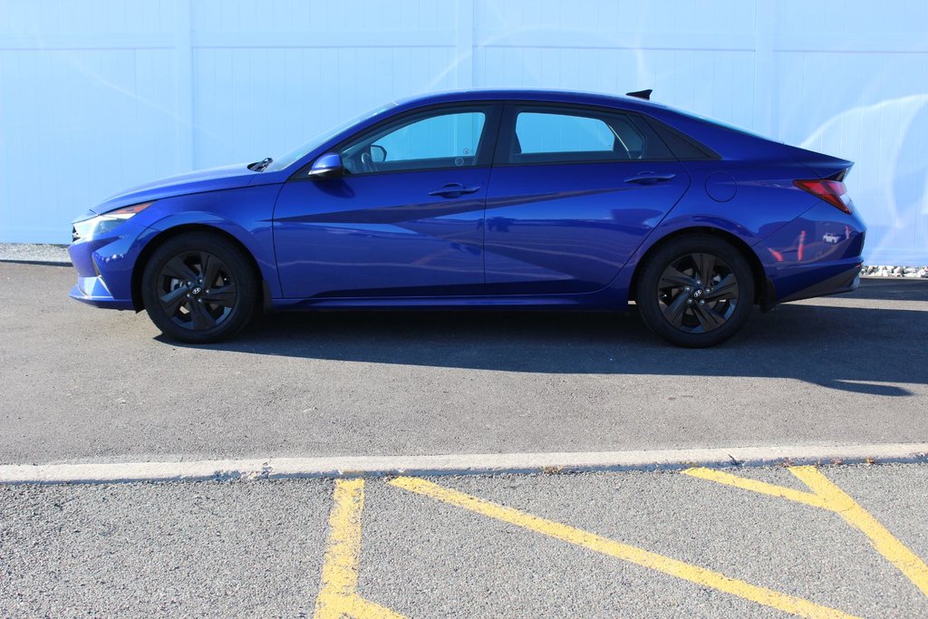 2023 Hyundai Elantra Preferred | HtdSeats | Cam | Warranty to 2028 in Saint John, New Brunswick - 4 - w1024h768px