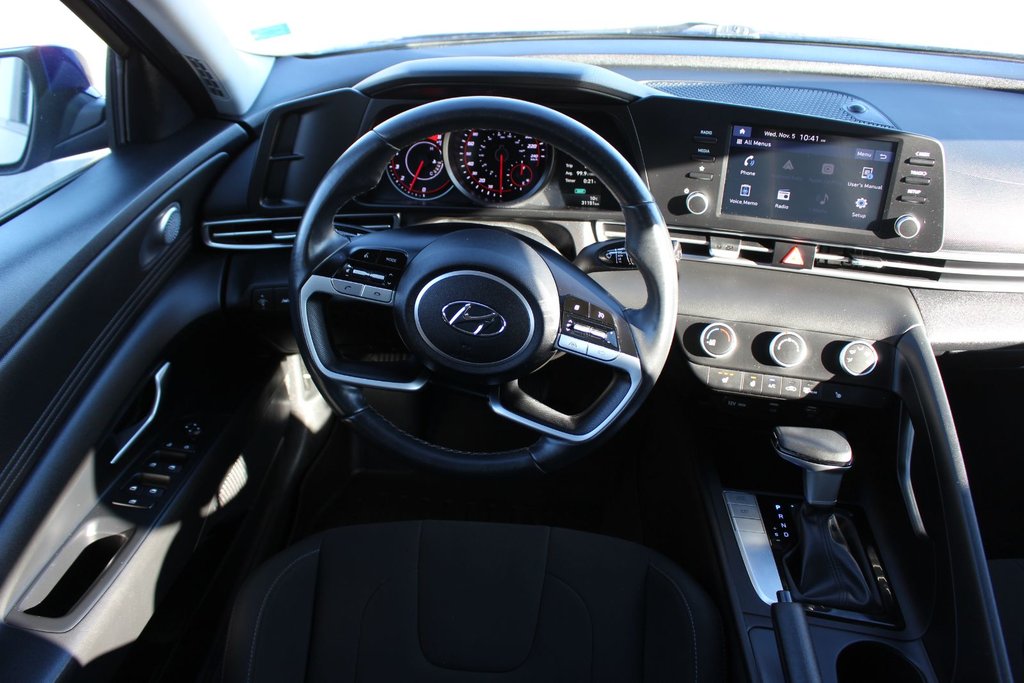 2023 Hyundai Elantra Preferred | HtdSeats | Cam | Warranty to 2028 in Saint John, New Brunswick - 16 - w1024h768px