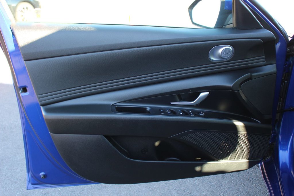 2023 Hyundai Elantra Preferred | HtdSeats | Cam | Warranty to 2028 in Saint John, New Brunswick - 55 - w1024h768px