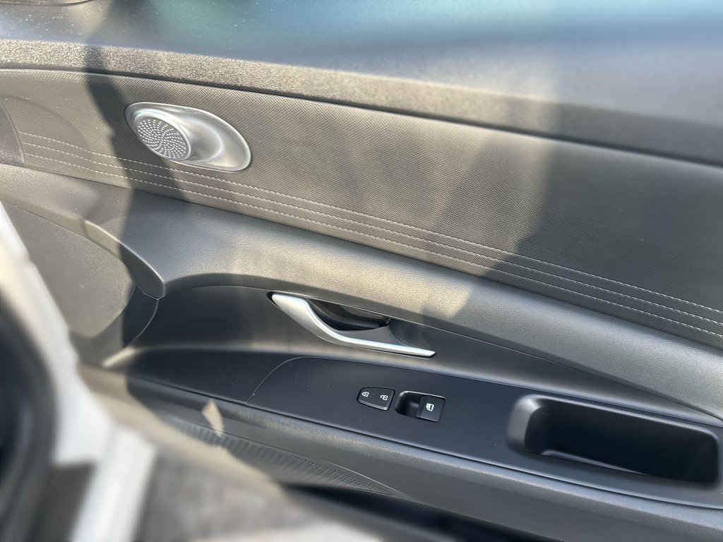 2023 Hyundai Elantra Essential | HtdSeats| Cam | Warranty to 2028 in Saint John, New Brunswick - 43 - w1024h768px