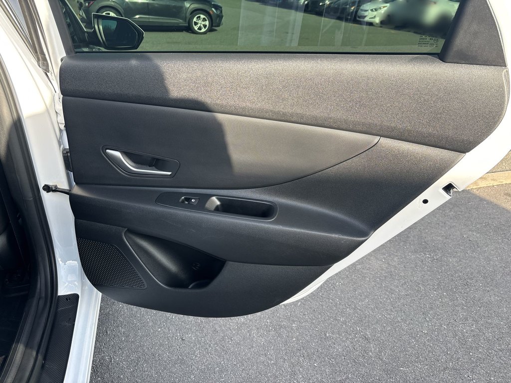 2023 Hyundai Elantra Essential | HtdSeats| Cam | Warranty to 2028 in Saint John, New Brunswick - 38 - w1024h768px