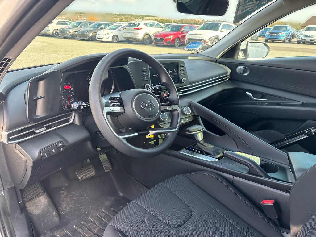 2023 Hyundai Elantra Essential | HtdSeats| Cam | Warranty to 2028 in Saint John, New Brunswick - 12 - w1024h768px