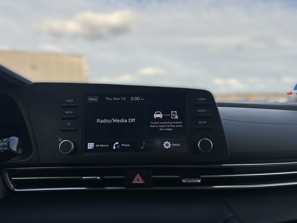 2023 Hyundai Elantra Essential | HtdSeats| Cam | Warranty to 2028 in Saint John, New Brunswick - 24 - w1024h768px