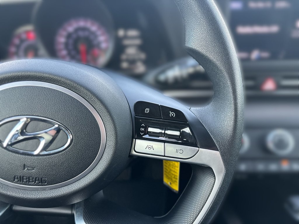 2023 Hyundai Elantra Essential | HtdSeats| Cam | Warranty to 2028 in Saint John, New Brunswick - 20 - w1024h768px