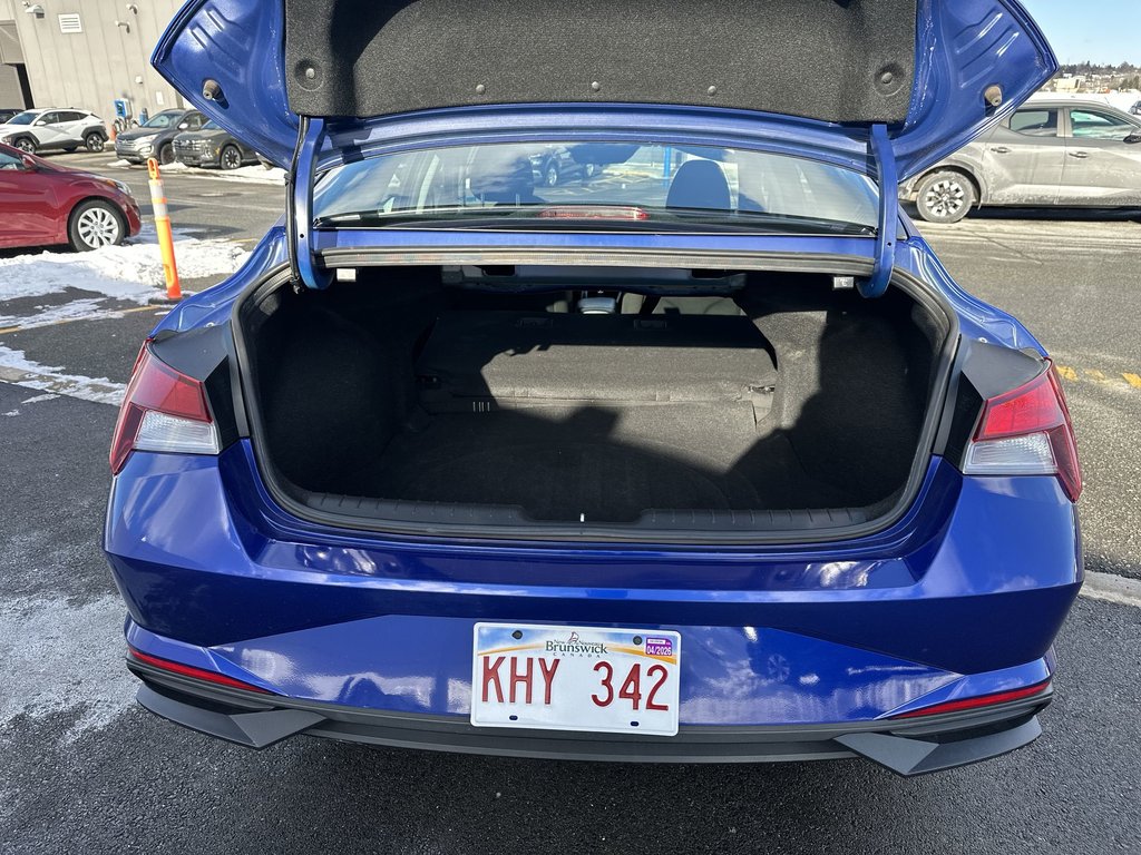 Hyundai Elantra Preferred | Cam | HtdSeats | Warranty to 2028 2023 à Saint John, Nouveau-Brunswick - 37 - w1024h768px
