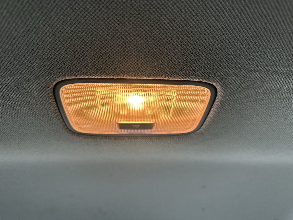 Hyundai Elantra Preferred | Cam | HtdSeats | Warranty to 2028 2023 à Saint John, Nouveau-Brunswick - 51 - w1024h768px