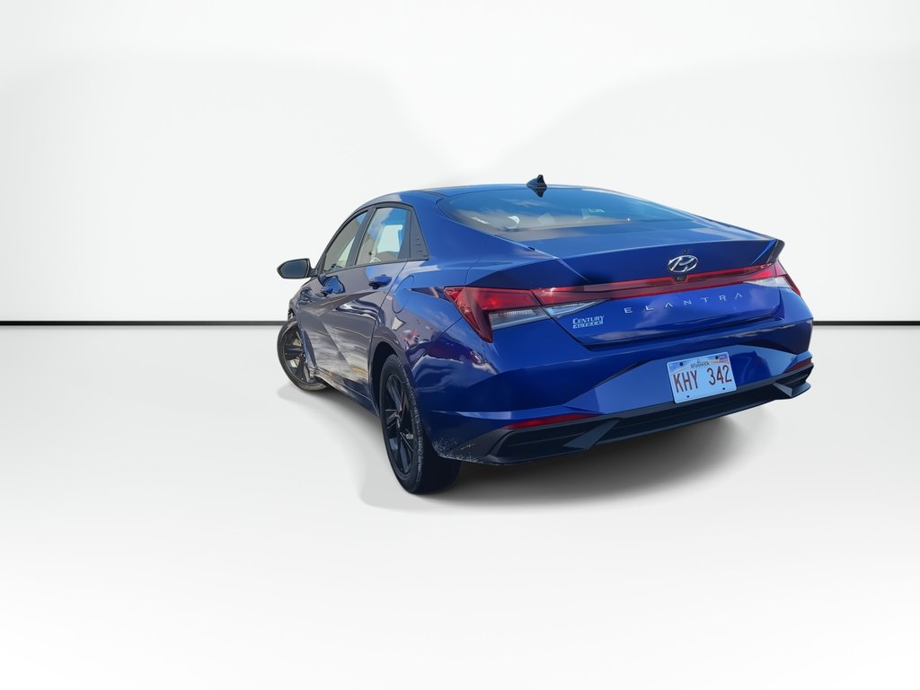 Hyundai Elantra Preferred | Cam | HtdSeats | Warranty to 2028 2023 à Saint John, Nouveau-Brunswick - 7 - w1024h768px
