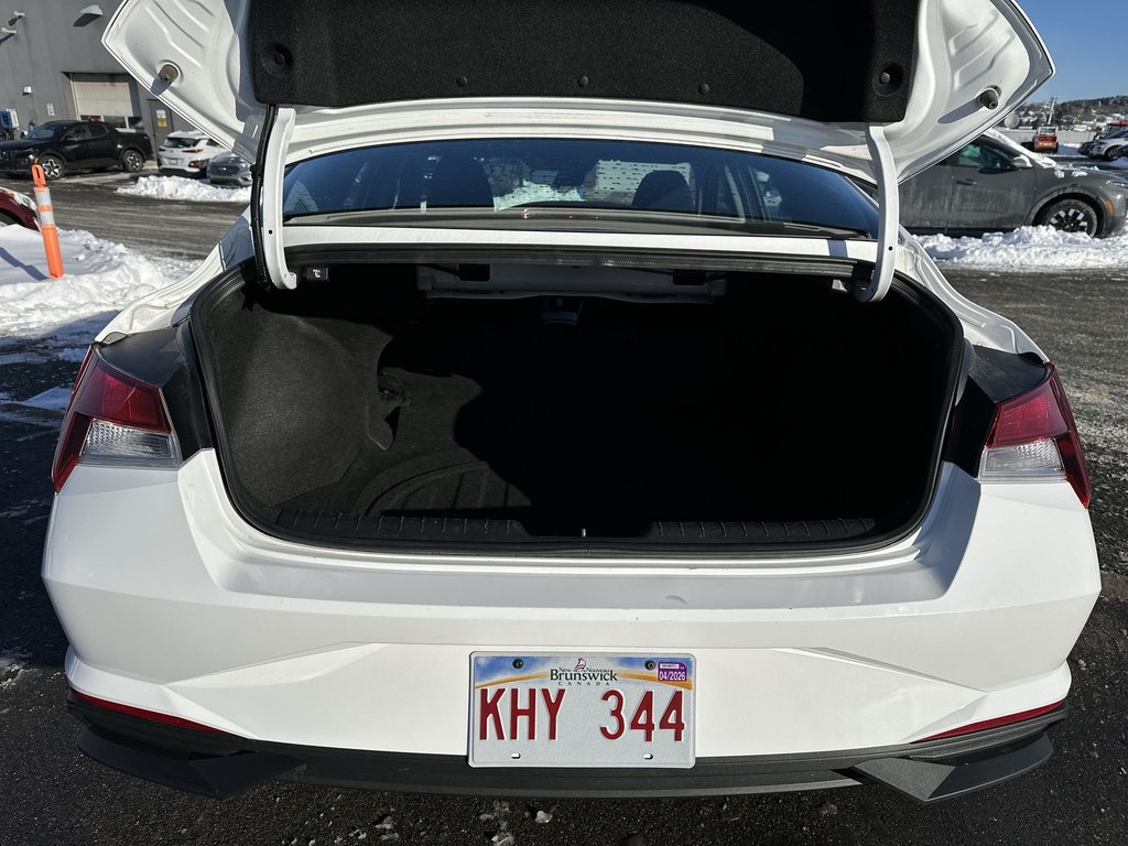 2023 Hyundai Elantra in Antigonish, Nova Scotia - 37 - w1024h768px