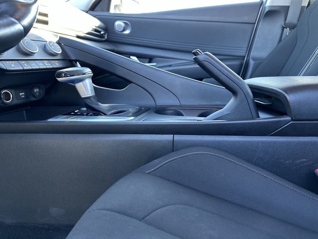 2023 Hyundai Elantra in Antigonish, Nova Scotia - 30 - w1024h768px