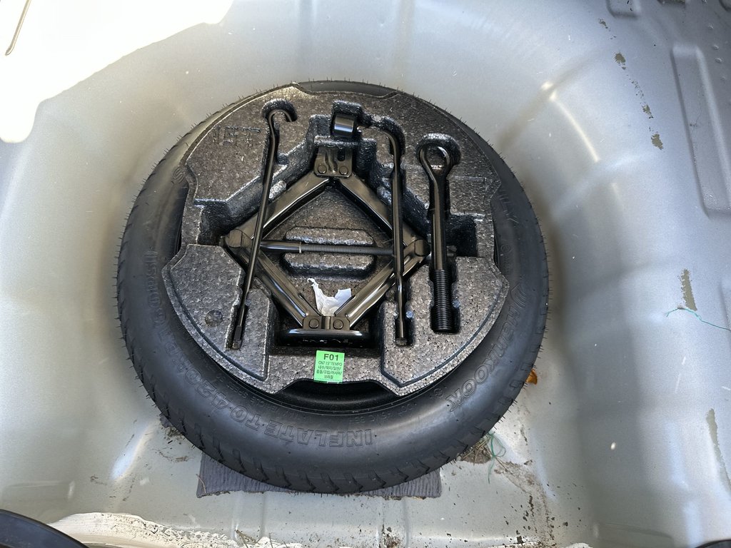 2023 Hyundai Elantra in Antigonish, Nova Scotia - 38 - w1024h768px