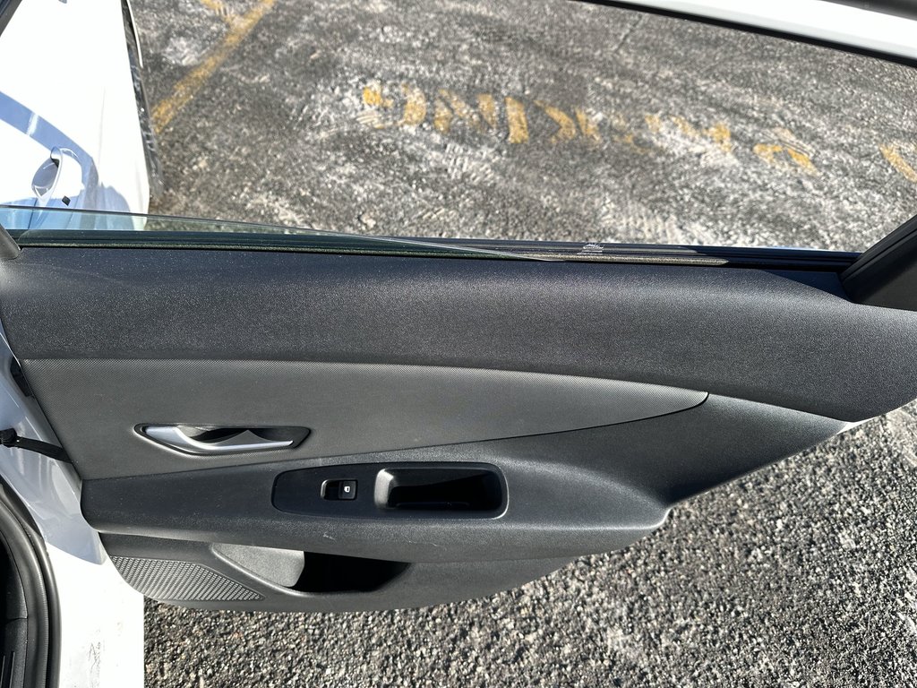 2023 Hyundai Elantra in Antigonish, Nova Scotia - 41 - w1024h768px