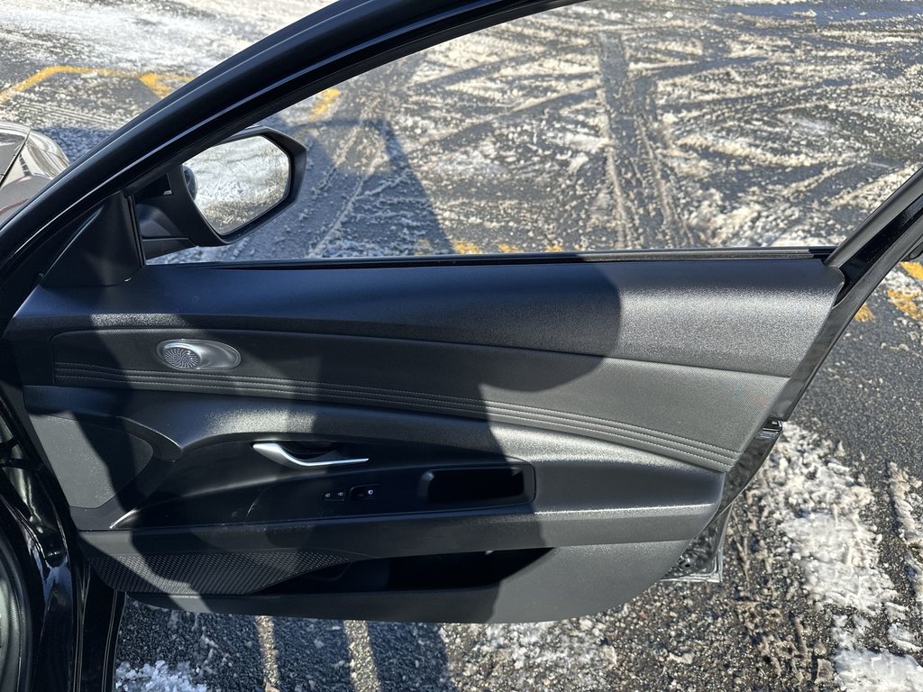 2023 Hyundai Elantra in Antigonish, Nova Scotia - 46 - w1024h768px