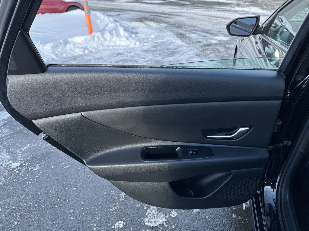 2023 Hyundai Elantra in Antigonish, Nova Scotia - 35 - w1024h768px