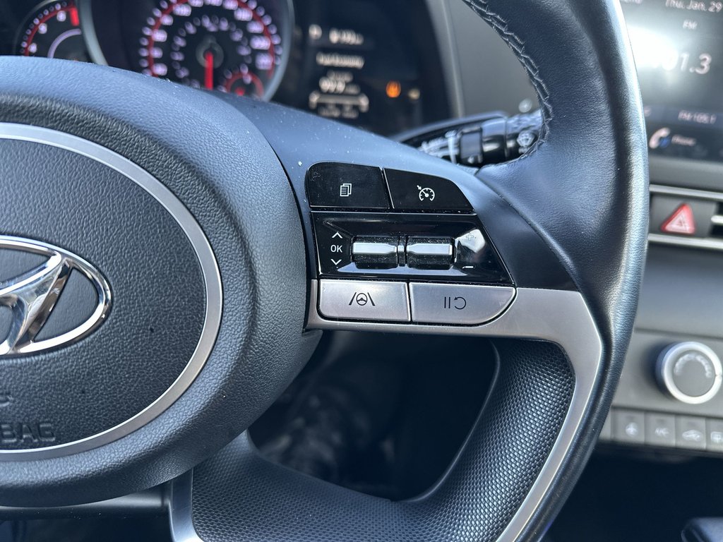 2023 Hyundai Elantra Preferred | Cam | HtdSeat | Warranty to 2028 in Saint John, New Brunswick - 21 - w1024h768px