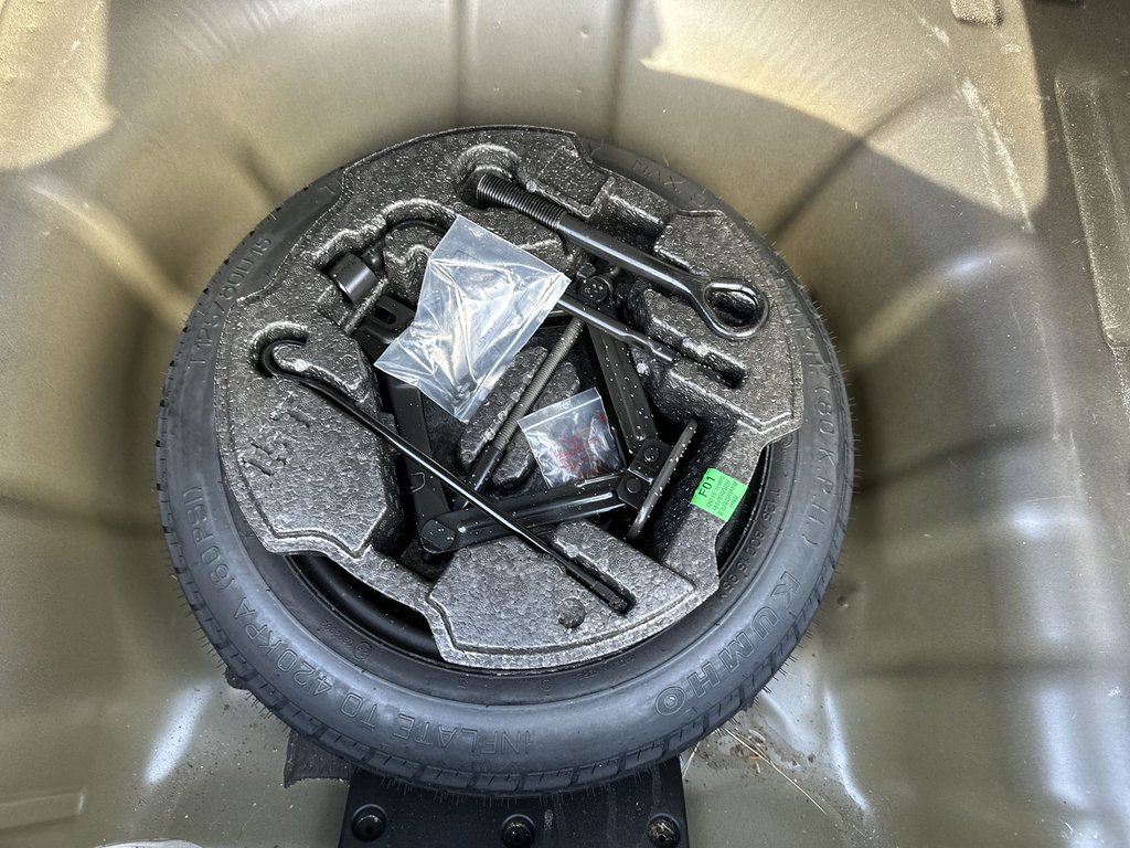 2023 Hyundai Elantra Preferred | Cam | HtdSeat | Warranty to 2028 in Saint John, New Brunswick - 38 - w1024h768px