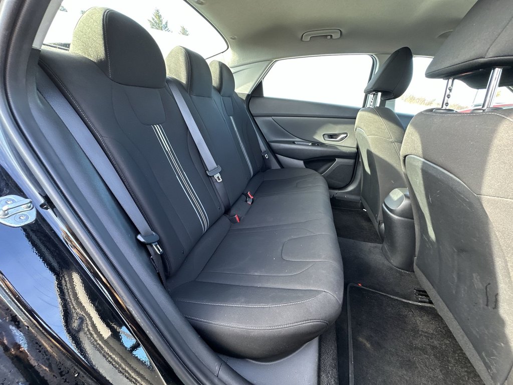 2023 Hyundai Elantra Preferred | Cam | HtdSeat | Warranty to 2028 in Saint John, New Brunswick - 40 - w1024h768px