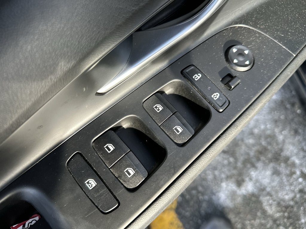 2023 Hyundai Elantra Preferred | Cam | HtdSeat | Warranty to 2028 in Saint John, New Brunswick - 15 - w1024h768px