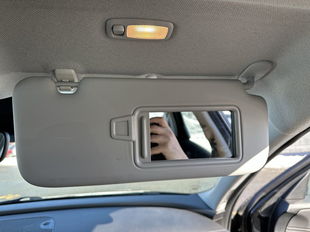 2023 Hyundai Elantra in Antigonish, Nova Scotia - 48 - w1024h768px