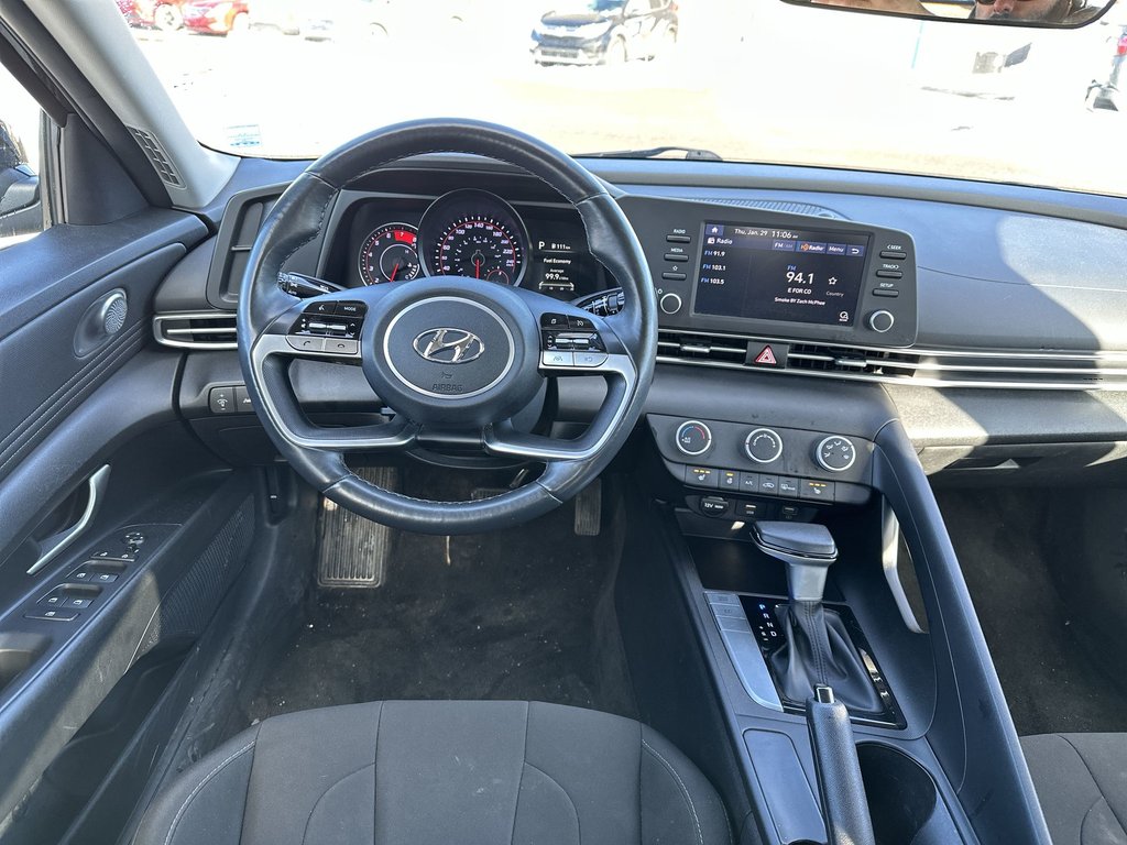 2023 Hyundai Elantra in Antigonish, Nova Scotia - 12 - w1024h768px