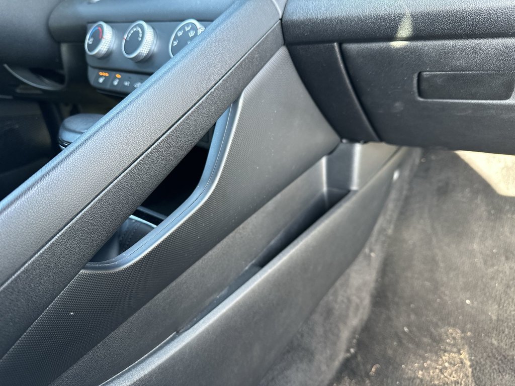 2023 Hyundai Elantra in Antigonish, Nova Scotia - 45 - w1024h768px