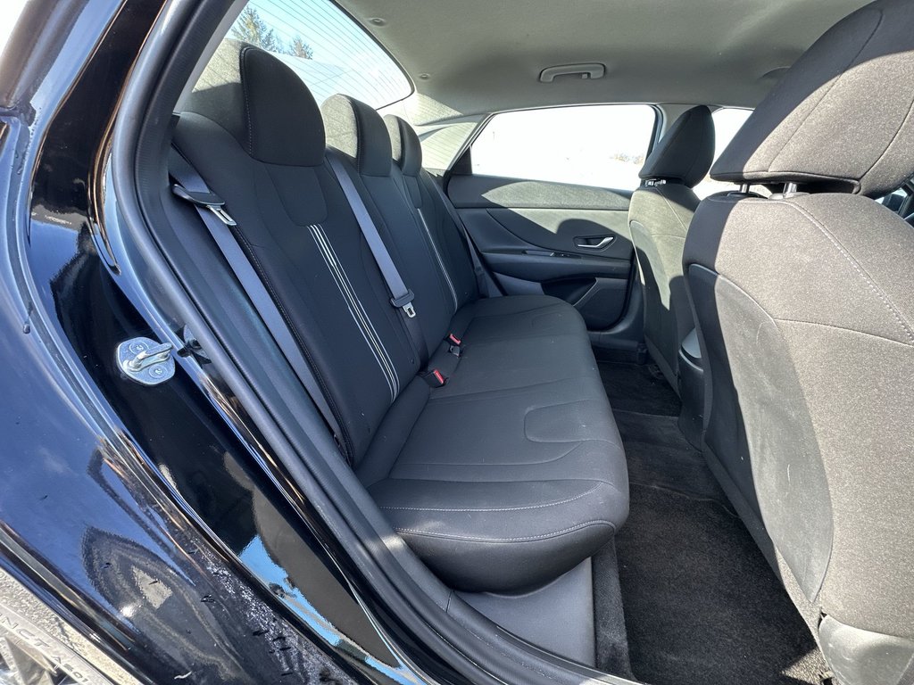 2023 Hyundai Elantra in Antigonish, Nova Scotia - 40 - w1024h768px