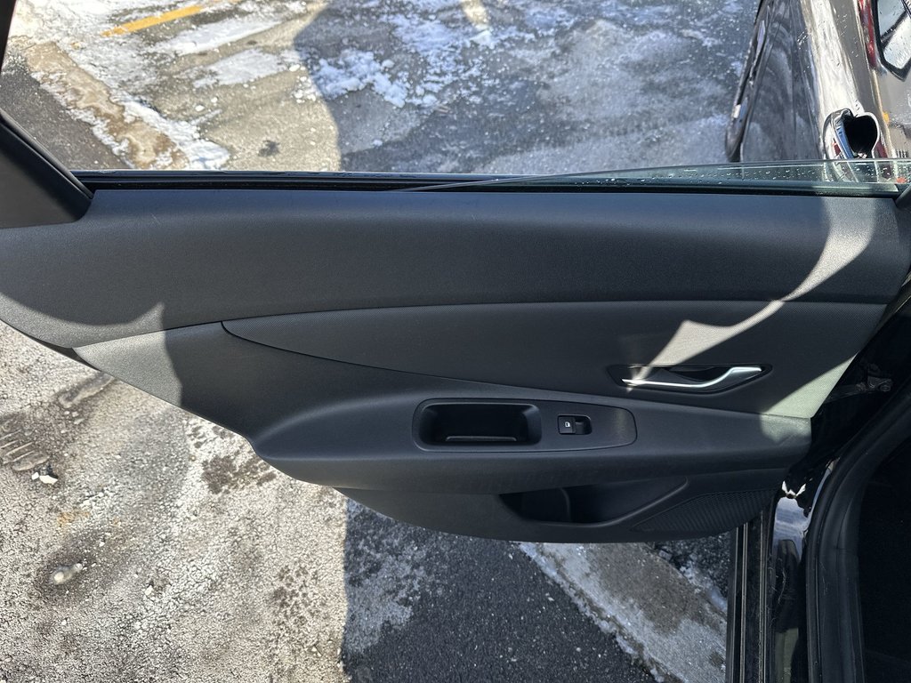 2023 Hyundai Elantra in Antigonish, Nova Scotia - 35 - w1024h768px