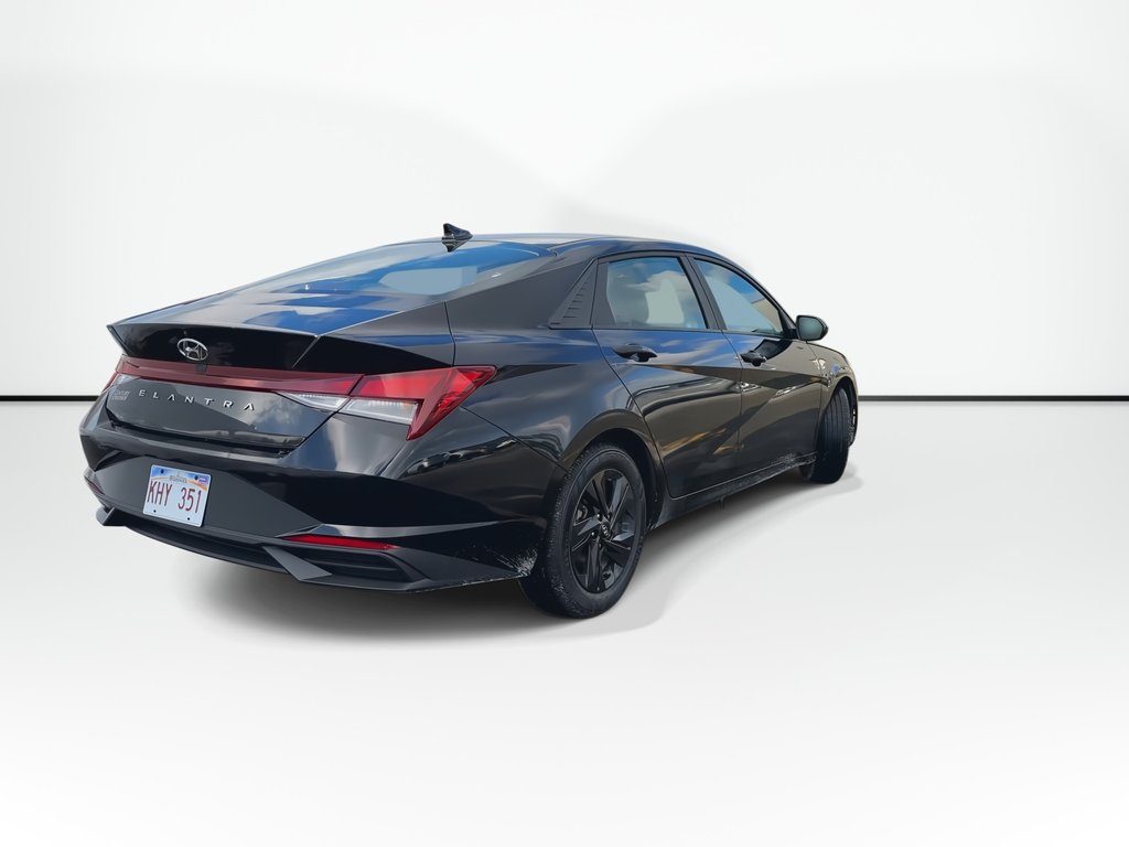 2023 Hyundai Elantra Preferred | Cam | HtdSeats | Warranty to 2028 in Saint John, New Brunswick - 8 - w1024h768px