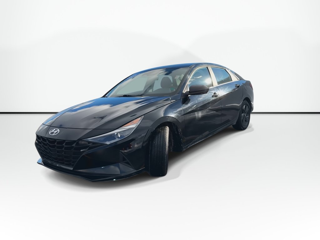 2023 Hyundai Elantra Preferred | Cam | HtdSeats | Warranty to 2028 in Saint John, New Brunswick - 4 - w1024h768px