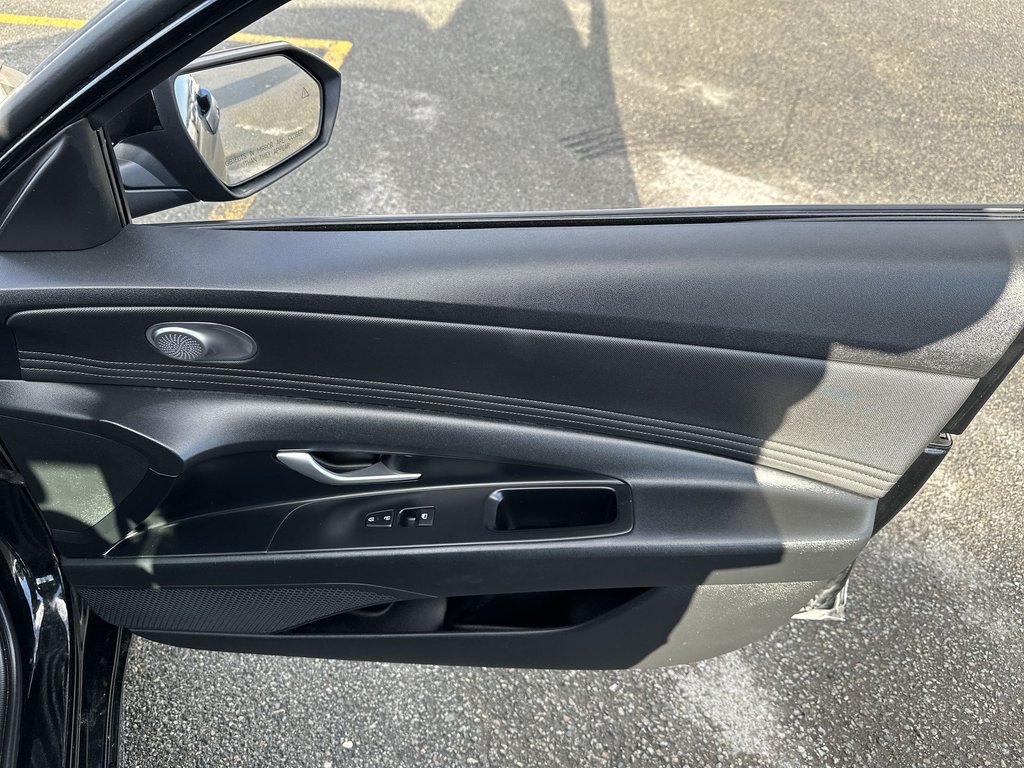 2023 Hyundai Elantra Preferred | Cam | HtdSeats | Warranty to 2028 in Saint John, New Brunswick - 46 - w1024h768px
