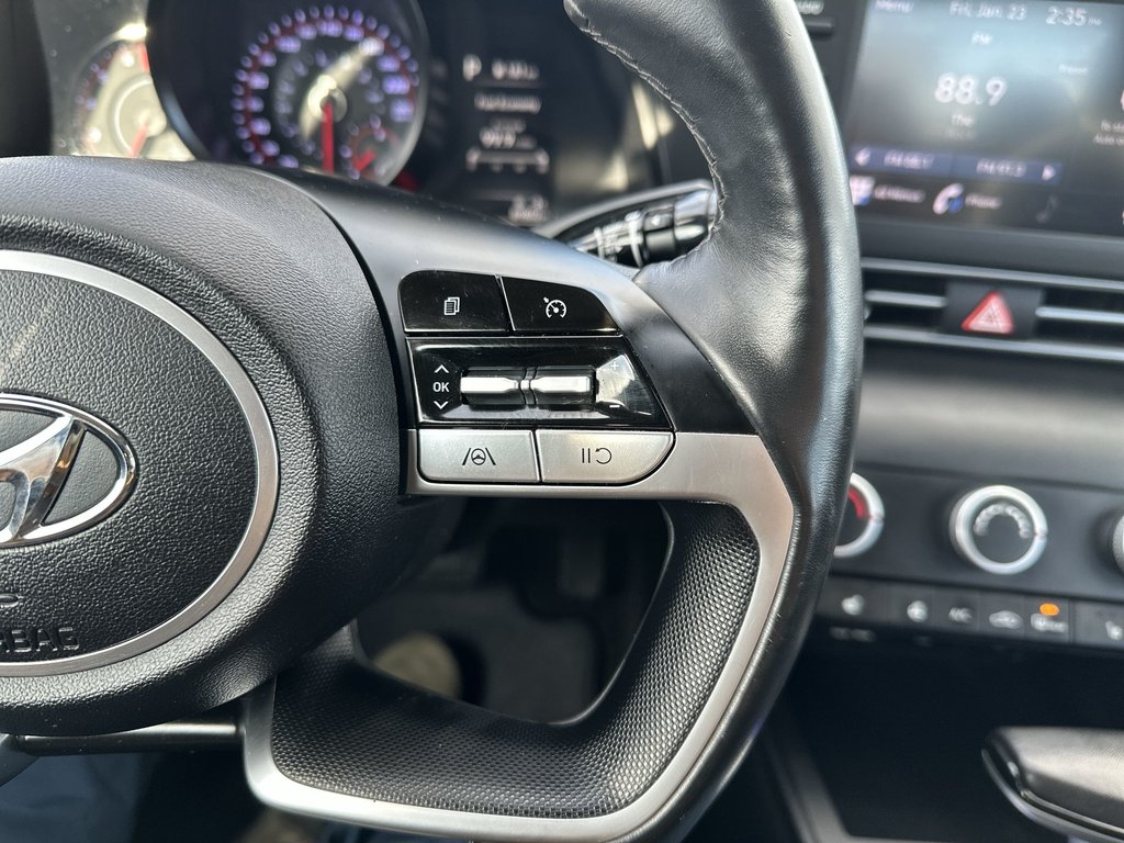 2023 Hyundai Elantra Preferred | Cam | HtdSeats | Warranty to 2028 in Saint John, New Brunswick - 21 - w1024h768px