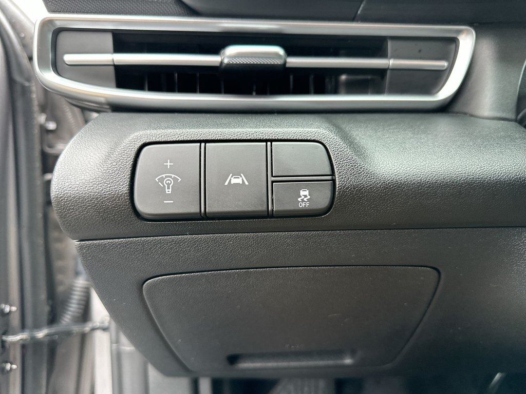 2023 Hyundai Elantra Preferred | RmtStart | HtdSeats | Warranty to 2028 in Saint John, New Brunswick - 22 - w1024h768px