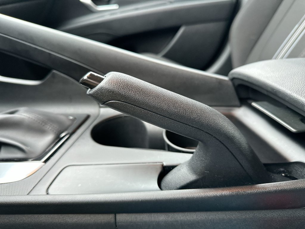 2023 Hyundai Elantra Preferred | RmtStart | HtdSeats | Warranty to 2028 in Saint John, New Brunswick - 30 - w1024h768px