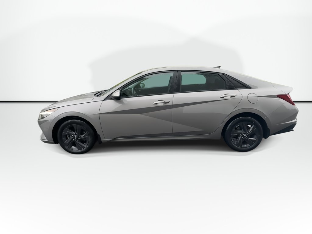 2023 Hyundai Elantra Preferred | RmtStart | HtdSeats | Warranty to 2028 in Saint John, New Brunswick - 7 - w1024h768px