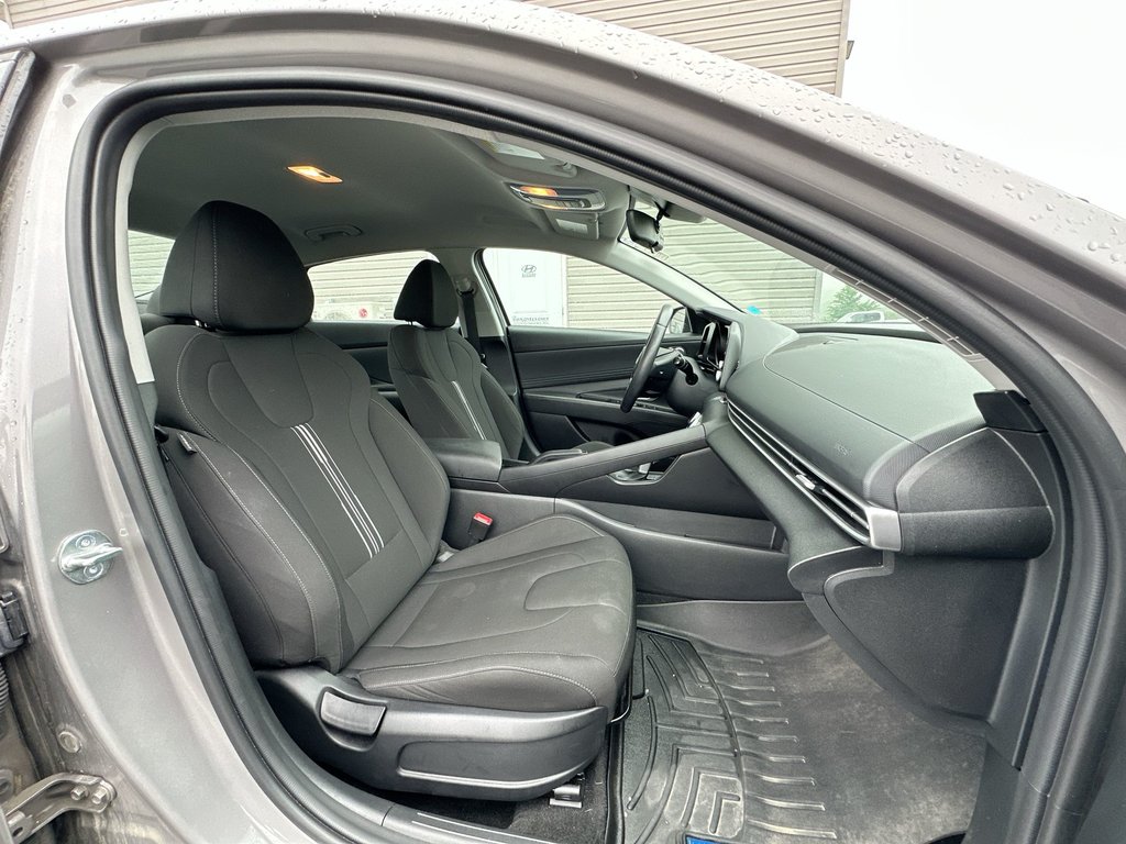 2023 Hyundai Elantra Preferred | RmtStart | HtdSeats | Warranty to 2028 in Saint John, New Brunswick - 42 - w1024h768px