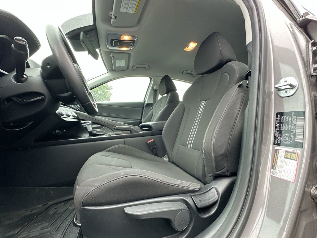 2023 Hyundai Elantra Preferred | RmtStart | HtdSeats | Warranty to 2028 in Saint John, New Brunswick - 14 - w1024h768px