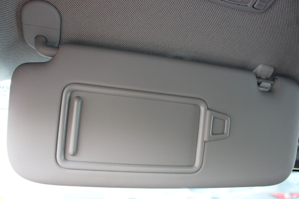 2024 Hyundai Elantra Preferred-Tech | SunRoof | Cam | Warranty to 2029 in Saint John, New Brunswick - 39 - w1024h768px