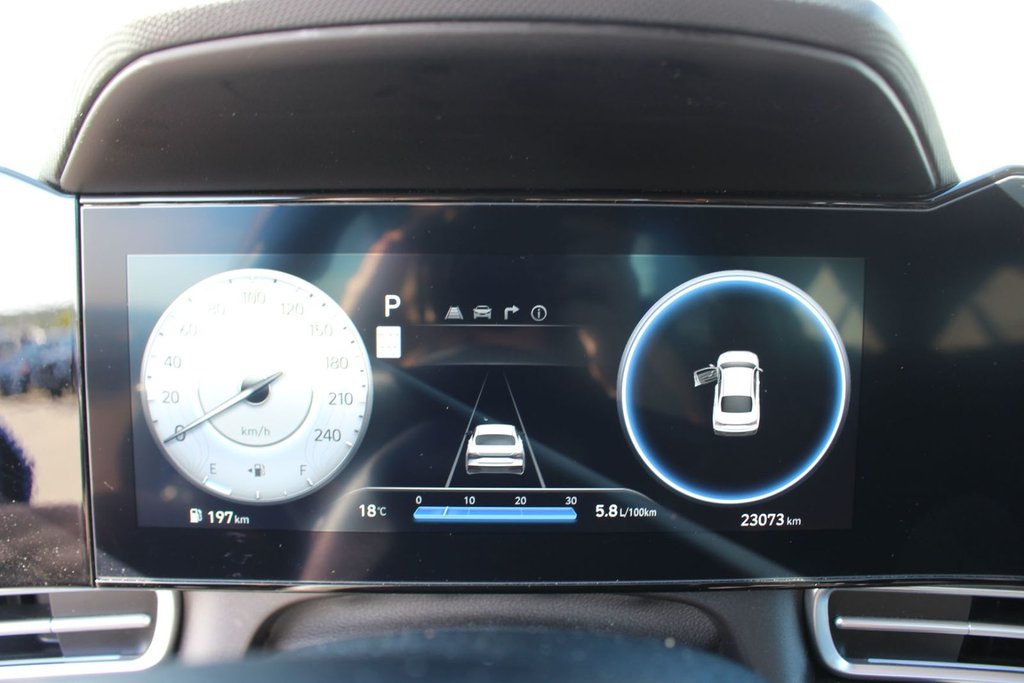 2024 Hyundai Elantra Preferred-Tech | SunRoof | Cam | Warranty to 2029 in Saint John, New Brunswick - 13 - w1024h768px