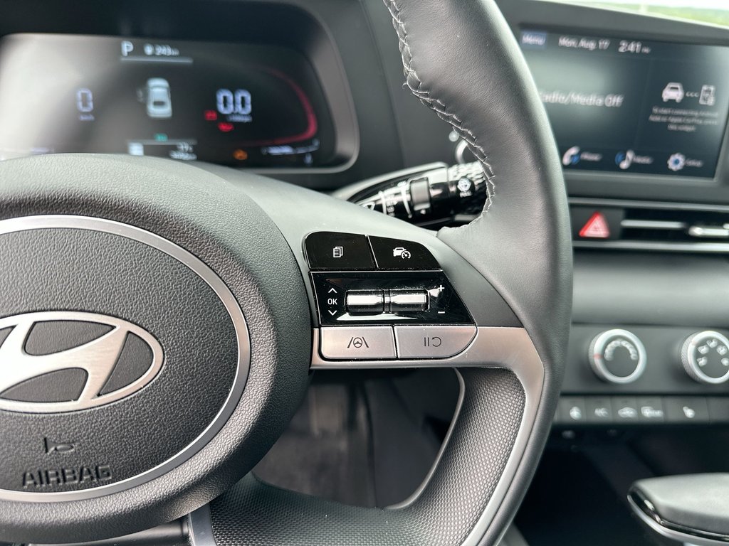 2024 Hyundai ELANTRA PREFERRED in Saint John, New Brunswick - 21 - w1024h768px
