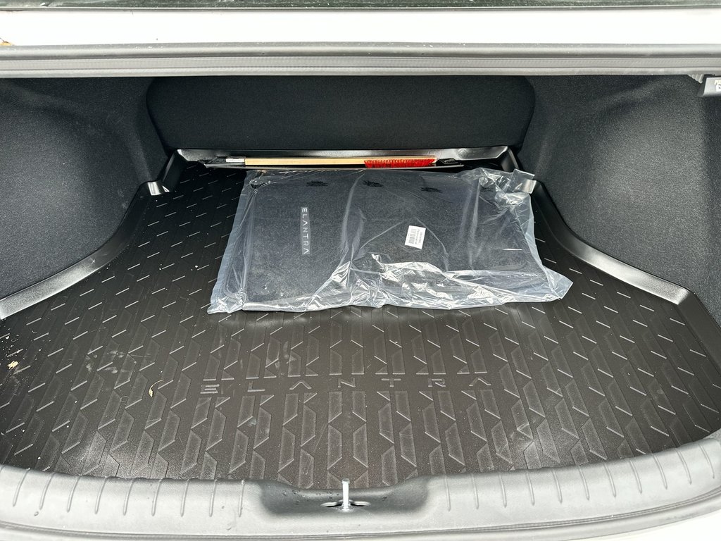 2024 Hyundai ELANTRA PREFERRED in Saint John, New Brunswick - 36 - w1024h768px