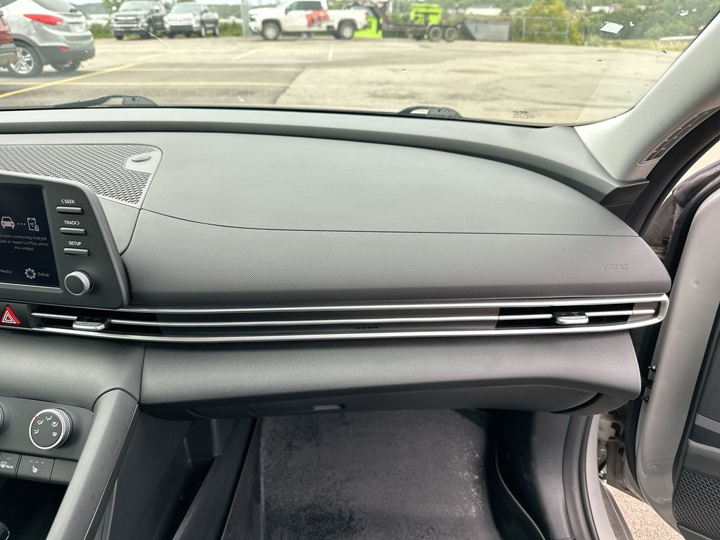 2024 Hyundai ELANTRA PREFERRED in Saint John, New Brunswick - 44 - w1024h768px