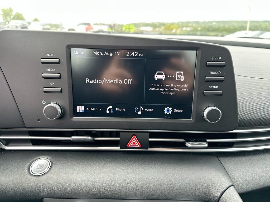 2024 Hyundai ELANTRA PREFERRED in Saint John, New Brunswick - 25 - w1024h768px