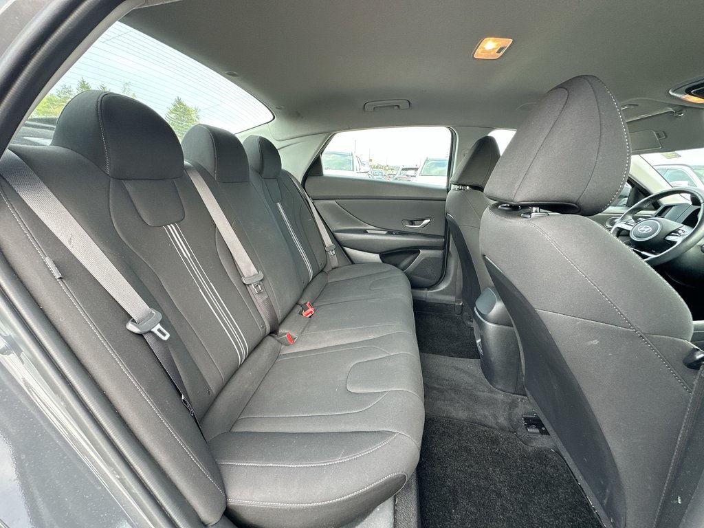 2025 Hyundai Elantra Preferred | Htd Whl | Cam | USB | Warranty to 2029 in Saint John, New Brunswick - 39 - w1024h768px