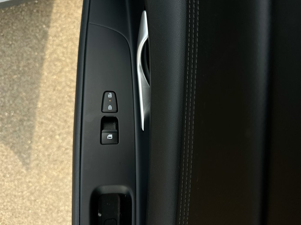 2025 Hyundai Elantra Preferred | Htd Whl | Cam | USB | Warranty to 2029 in Saint John, New Brunswick - 46 - w1024h768px