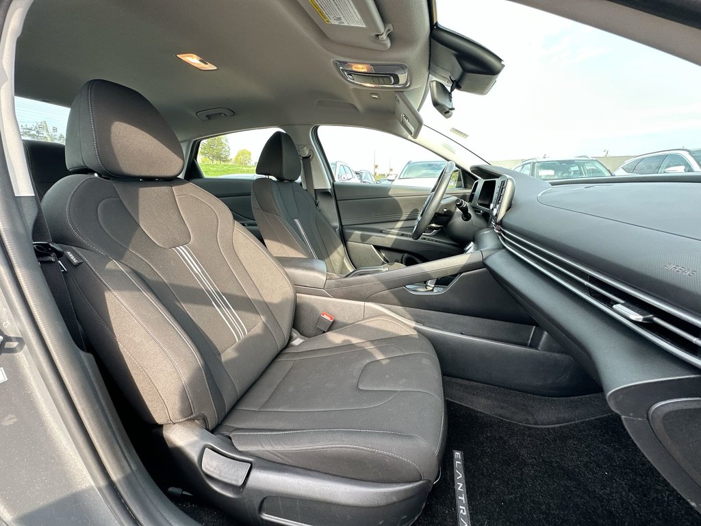 2025 Hyundai Elantra Preferred | Htd Whl | Cam | USB | Warranty to 2029 in Saint John, New Brunswick - 42 - w1024h768px