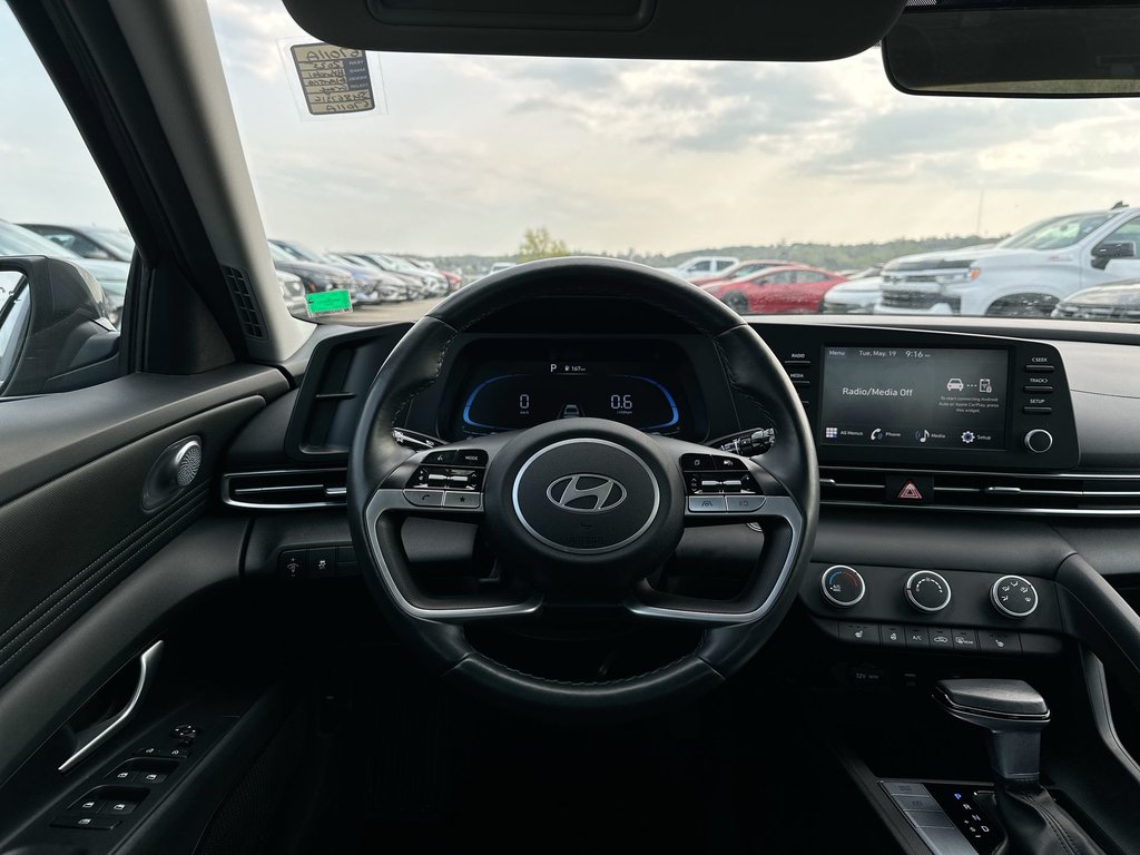 2025 Hyundai Elantra Preferred | Htd Whl | Cam | USB | Warranty to 2029 in Saint John, New Brunswick - 12 - w1024h768px