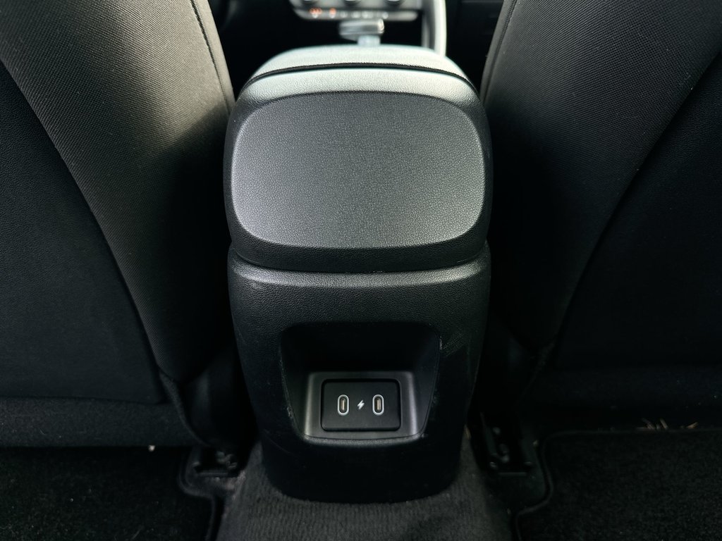 2025 Hyundai Elantra Preferred | Htd Whl | Cam | USB | Warranty to 2029 in Saint John, New Brunswick - 49 - w1024h768px