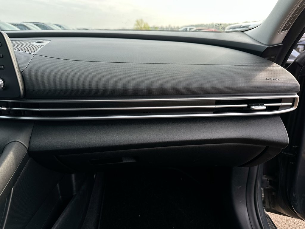 2025 Hyundai Elantra Preferred | Htd Whl | Cam | USB | Warranty to 2029 in Saint John, New Brunswick - 44 - w1024h768px