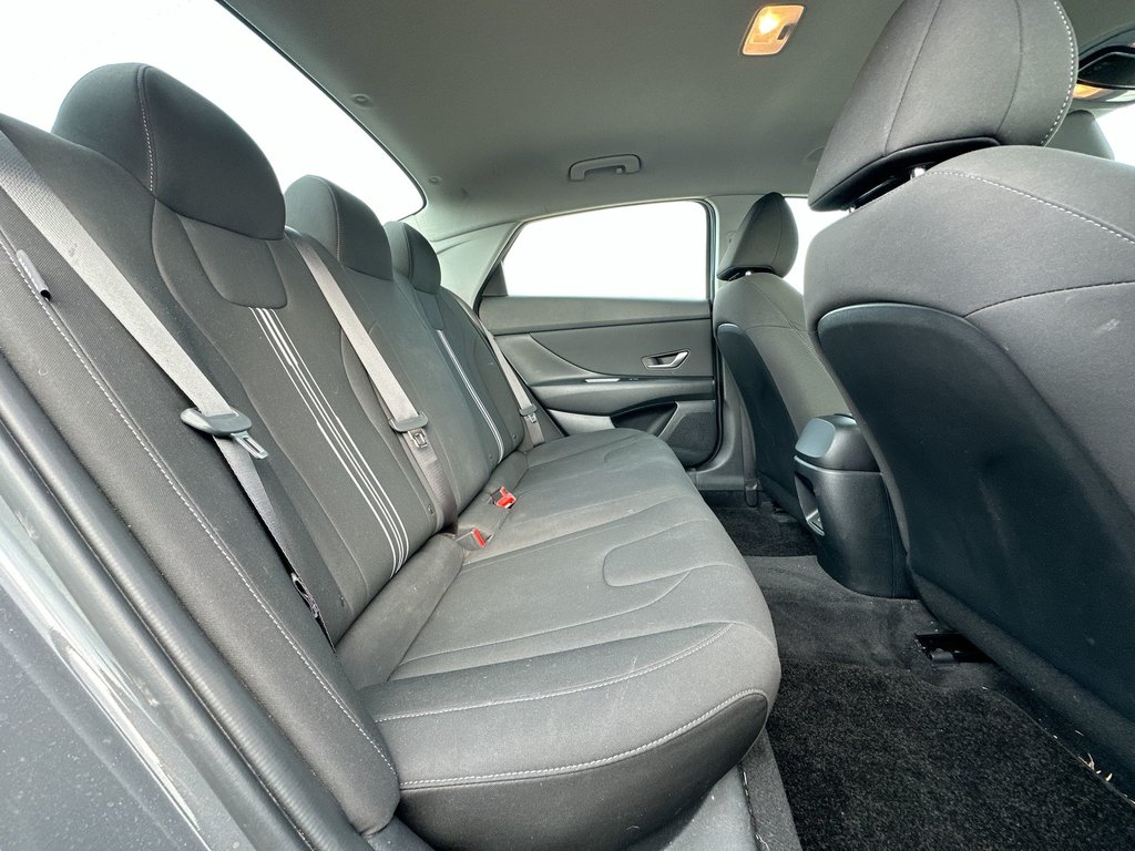 2025 Hyundai Elantra Preferred | Htd Whl | Cam | USB | Warranty to 2029 in Saint John, New Brunswick - 40 - w1024h768px